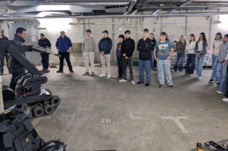 PXL_20251111_115731399_red PXL_20251111_115731399_red