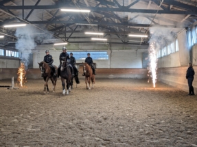 PXL_20251111_145019813_red PXL_20251111_145019813_red